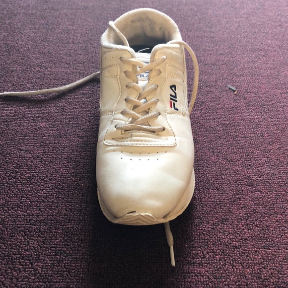 Fila shoes - Picture 2 of 3